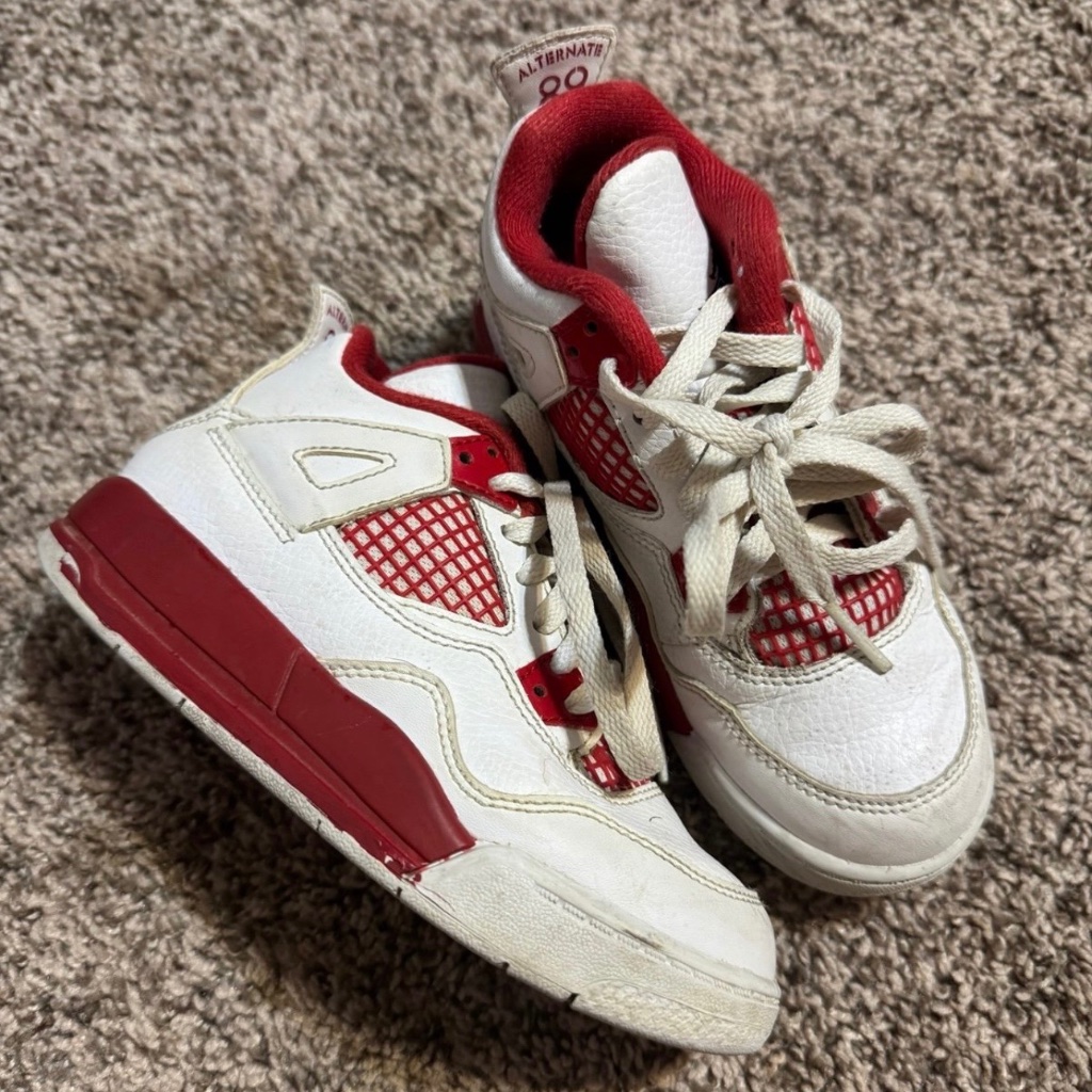 Jordan 4